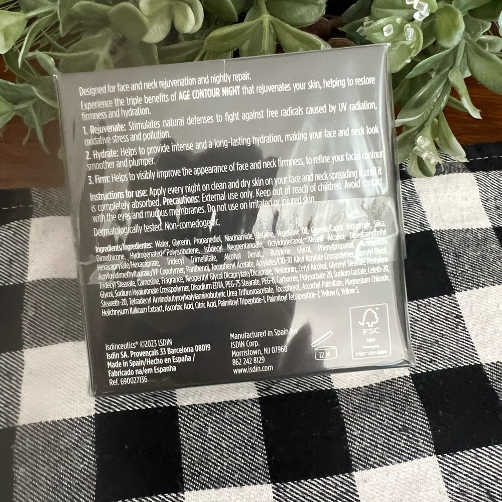 ISDIN Age Contour Night Cream - Picture 3 of 3